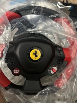 Volant THRUSTMASTER Ferrari 458 spider