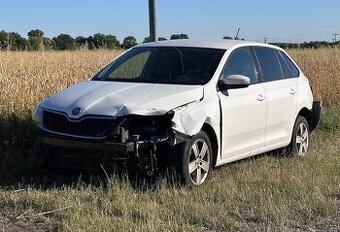 Škoda Rapid Spaceback 1.2TSI DSG, HAVAROVANÁ