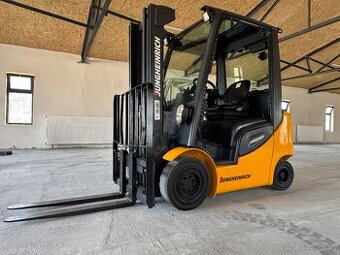 Vysokozdvižný vozík JUNGHEINRICH TFG 320 s Plyn 2500 mth