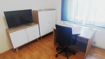 Prenájom nepriechodnej izby pri Slimáku v Bratislava - NM