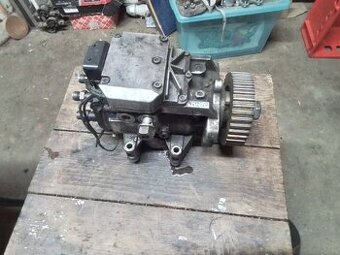vw škoda audi 2.5 tdi 059 130 106 E vstrekovacie čerpadlo