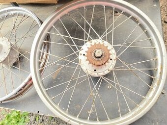 jawa babetta 207 kolesa babeta 210 koleso zadne