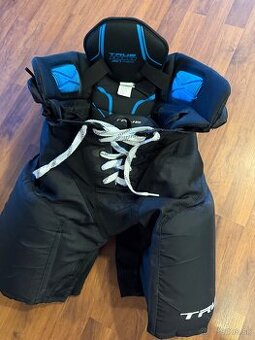 hokejové nohavice TRUE AX7 (Classic Fit) – SR