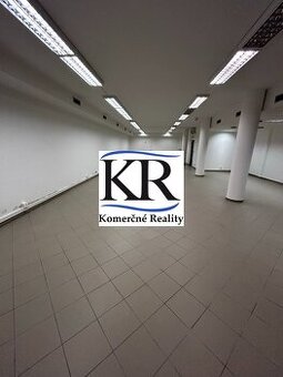 Obchodno-kancelárske priestory na pešej zóne s parkovaním