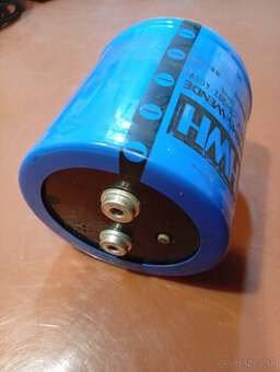 Kondenzátor elektrolytický 6800uF 400V