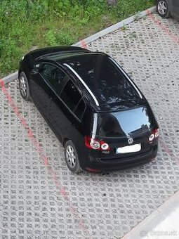 VW GOLF PLUS na opravu