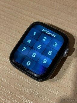 Predám Apple Watch Series 5 (44 mm) – čierne