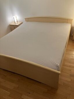 Predám manželskú poteľ.