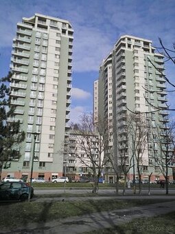 2IB byt na prenájom - Bosákova