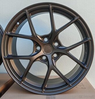 Japan Racing R18” 5x112 JR SL01