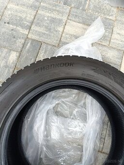 Predám pneumatiky Hankook winter icept evo3 235 55 r18