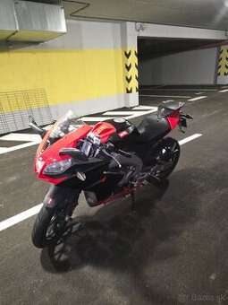Aprilia rs 50 rezervované do piatku.