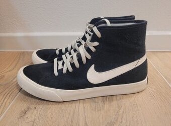 Nike Blazer