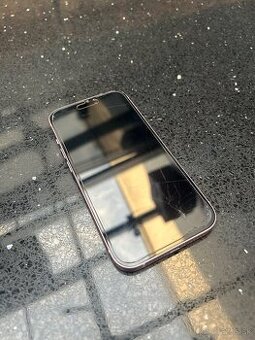 iPhone 15 256GB ružový