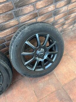 Predám elektróny Rial R15 4×100, ET45 s pneumatikami Falken