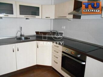 veľký 2i byt Bratislava-Nové Mesto čiastočná rekonštrukcia