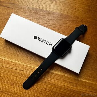 Apple Watch SE 2. generácie 44mm zdravie batérie 100%