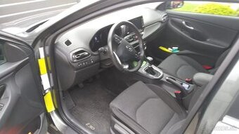Predám Hyundai I30 combi výbava FAMILY 1.5i - v SENICI