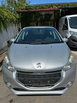 PEUGEOT 208 1,6 HDI 68KW ROK 2014