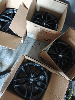 Disky BBS SX Crystal Black 7.5x17 5x112