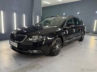Škoda Superb elegance 3,6 V6, 4x4