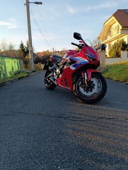 Honda CBR 650r