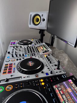 Predám 🎛️Pioneer XDJ XZ 🎚️– výborný stav + príslušenstvo