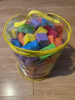 Kocky na hranie. Penové (90ks)