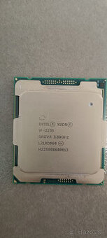 Intel® Xeon® W-2235 Processor