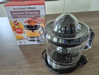 Elektrický citrusový odšťavovač