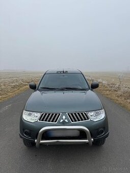 MITSUBISHI L200 2010 2.5D 100KW 4X4 + SUPERSELECT UZAVIERKA