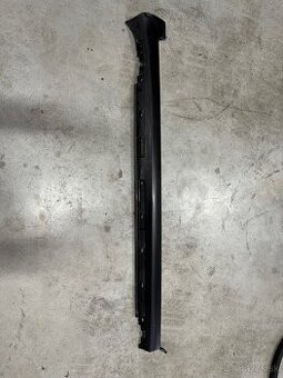 Ľavý bočný prah Audi A4 B7