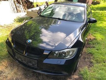 Díly z Bmw 325i e90 2005 160kw motor bere olej