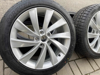PEGASUS skoda Octavia L&K  5x112  8x18 ET 44 VW Seat 235 45 