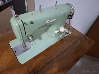Predám šijací stroj Minerva