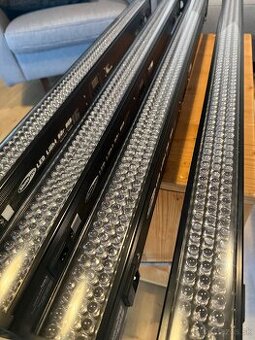 Predám 4ks Showtec Led Light Bar 16