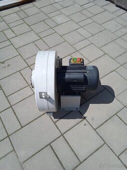 Ventilator