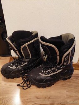 Snowboard topanky