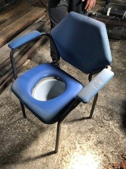 Toaletné kreslo- wc záchod