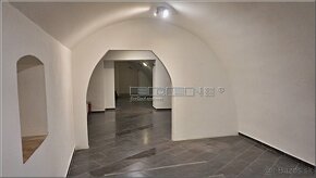 Prenájom komerčných priestorov 226 m2