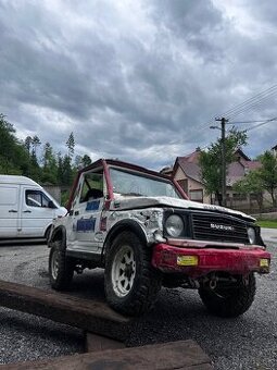 Závodný špeciál Suzuki Samurai