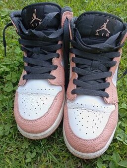 Jordan 1