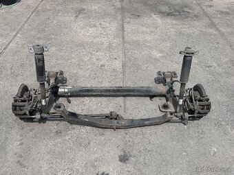 Opel Astra J zadní náprava
