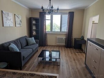 Prenájom 1-izboveho bytu s balkónom v Piešťanoch