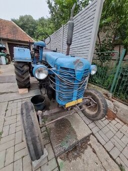 Zetor 25