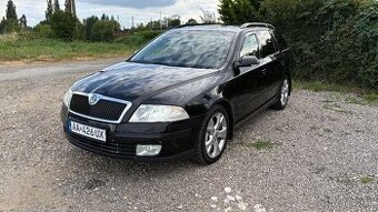 Škoda Octavia Combi 2.0 TDI Elegance DSG