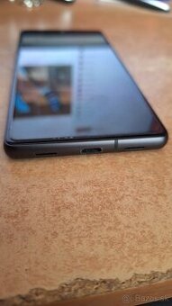 Google pixel 7a