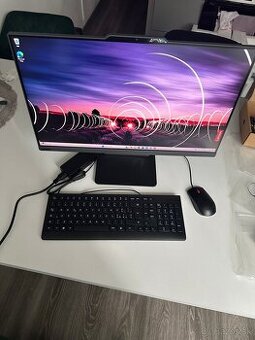 Nepoužité Lenovo ThinkCentre neo 50a 24 Gen 5