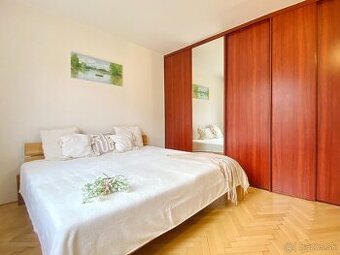 3-izbový byt s balkónom a pivnicou Nitra Chrenová,700€/ M