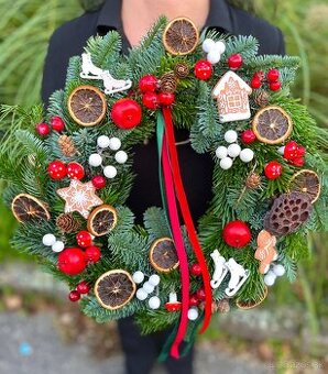 Vianočný venček na dvere